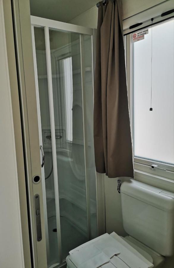 Lido Di Sesto Hotell Sesto Calende Exteriör bild