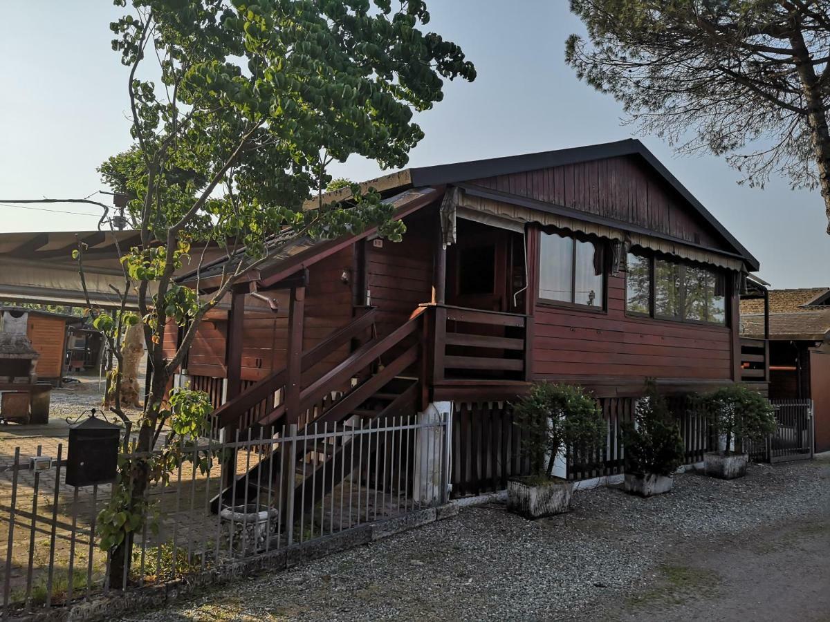 Lido Di Sesto Hotell Sesto Calende Exteriör bild