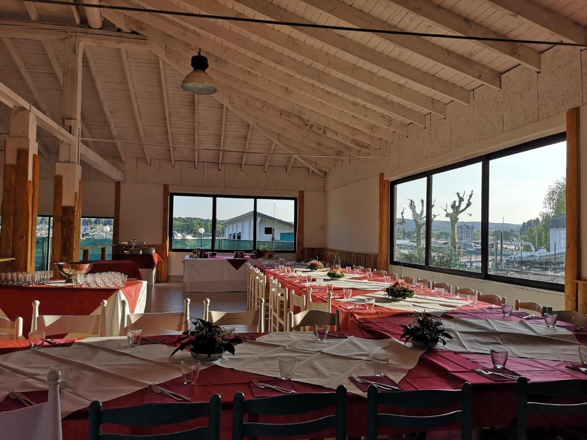 Lido Di Sesto Hotell Sesto Calende Exteriör bild